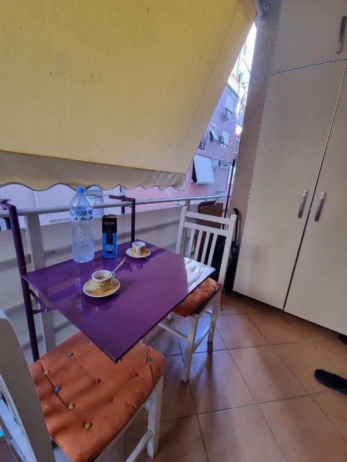 Liqeni Thate, Tirane Apartment Bagian luar foto